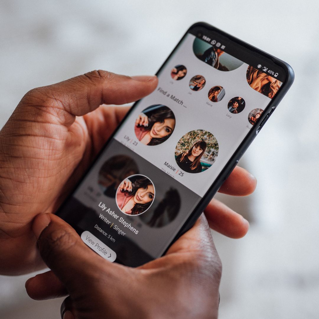 les-differentes-applications-de-rencontre-pour-les-celibataires-du-web